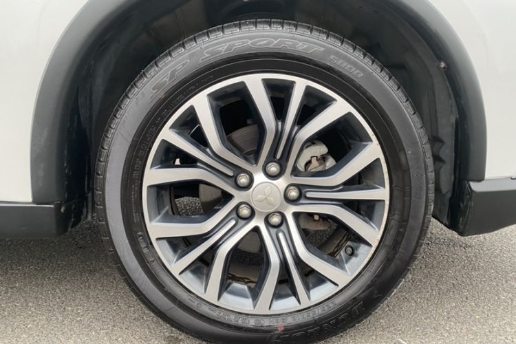 Used Mitsubishi Outlander 2018 2.0L Two-Wheel Drive Glory Edition 5 Seats