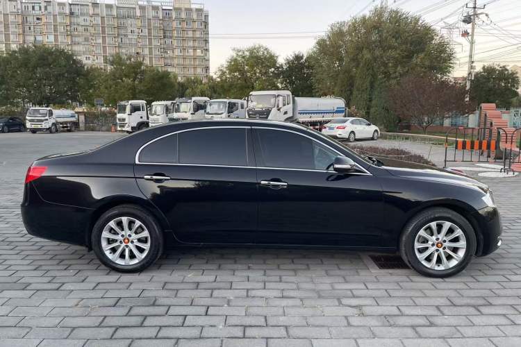 Used Hongqi H7 2015 2.0T Prestige Model
