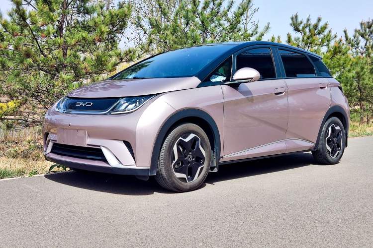 Used BYD Dolphin 2021 405 km Fashion Edition
