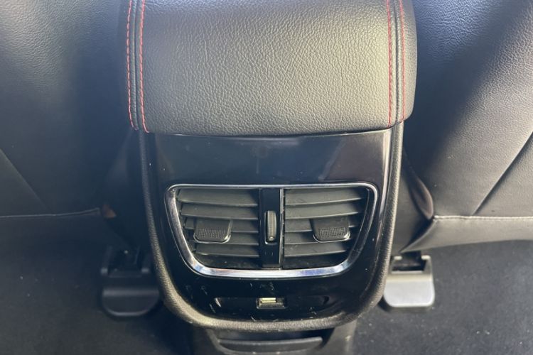 Used Baojun 560 2016 1.8L iAMT Luxury Model
