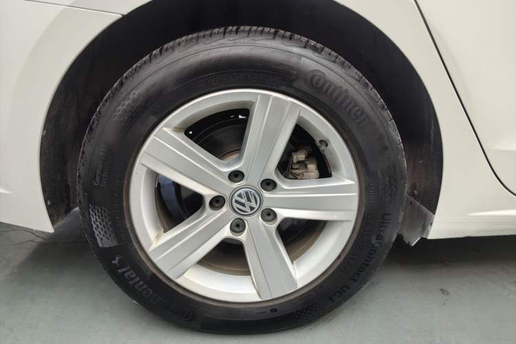 Used Volkswagen Lamando 2019 230TSI DSG Fashion Edition China VI
