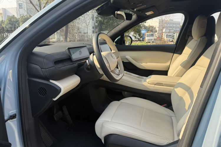 Used Nio ES6 2023 75 kWh
