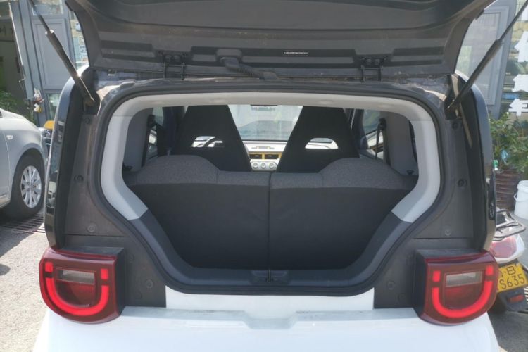 Used Chery QQ Ice Cream 2022 170km Sundae Phosphate Lithium-Ion
