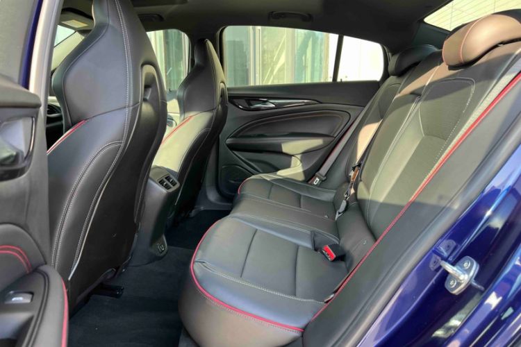 Used Buick Regal 2020 GS 28T Prestige Model
