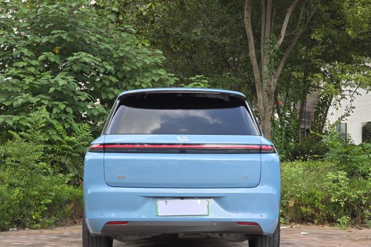 Used Li Auto L8 2024 PRO Model
