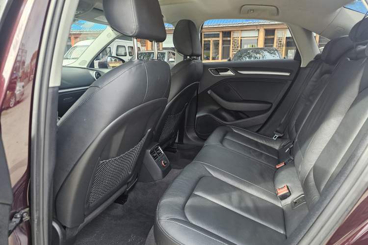 Used Audi A3 2015 Limousine 35 TFSI Millionth Anniversary Comfort Model
