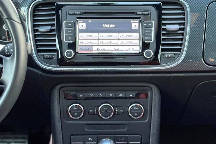 Used Volkswagen Beetle 2013 1.4TSI Luxury Model
