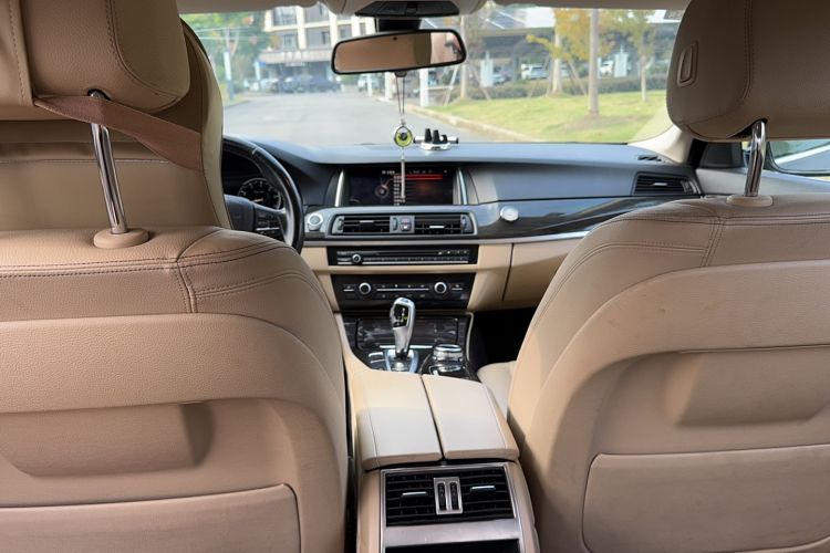 Used BMW 5 Series 2014 525Li Luxury Design Package