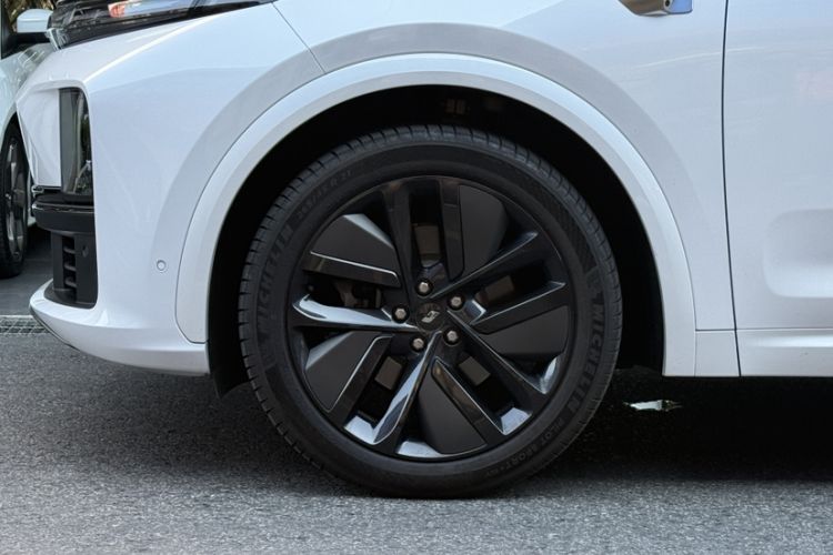 Used Li Auto L7 2023 Pro Model
