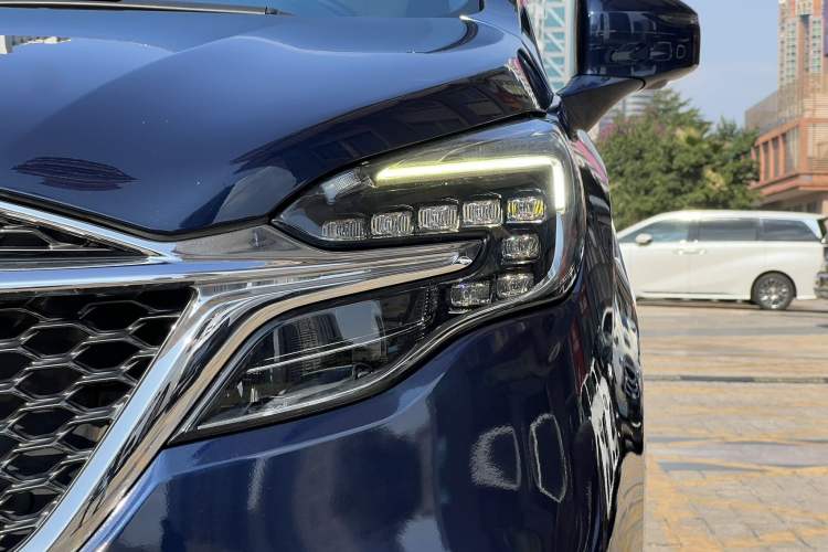 Used Buick GL8 2020 Avenir Avia Four-Seat Luxury Edition
