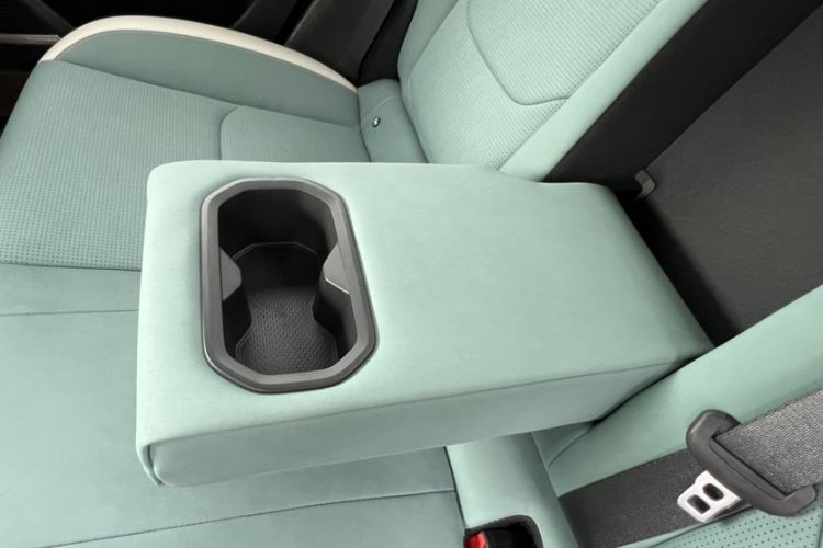 Used Geely Auto Emgrand L HiP 2022 1.5TD-DHT Pro 100KM Super Swift
