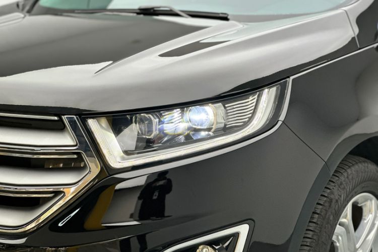 Used Ford Edge 2018 EcoBoost 245 Two-Wheel-Drive Titanium 7-Seater China V Standard
