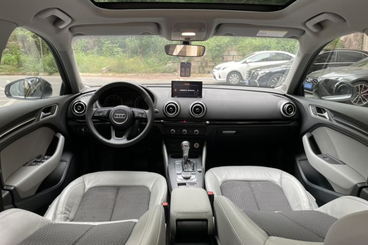 Used Audi A3 2017 Sportback 35 TFSI Fashion Model
