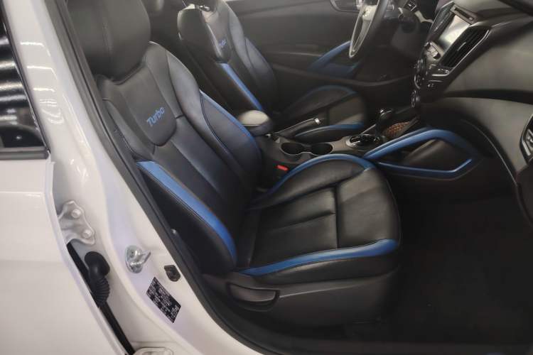 Used Hyundai Veloster 2012 1.6T Automatic Luxury Edition
