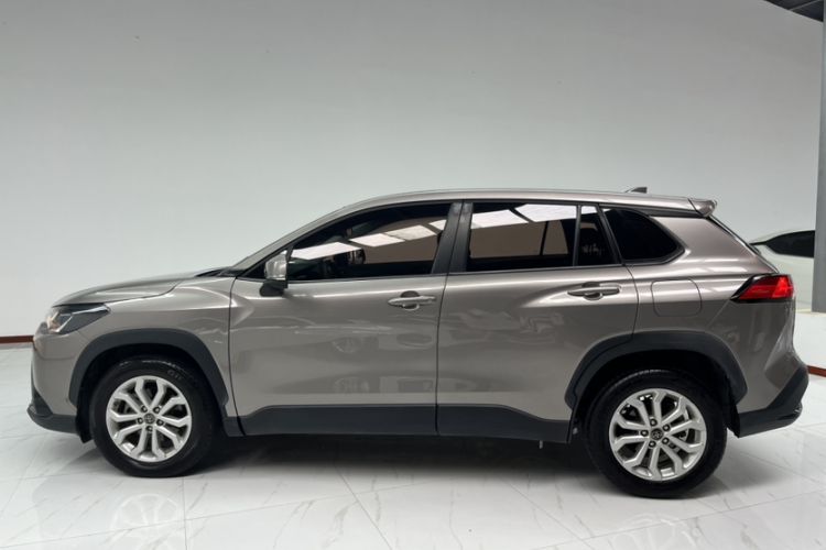 Used Toyota FRONTLANDER 2022 2.0L CVT Elite Edition
