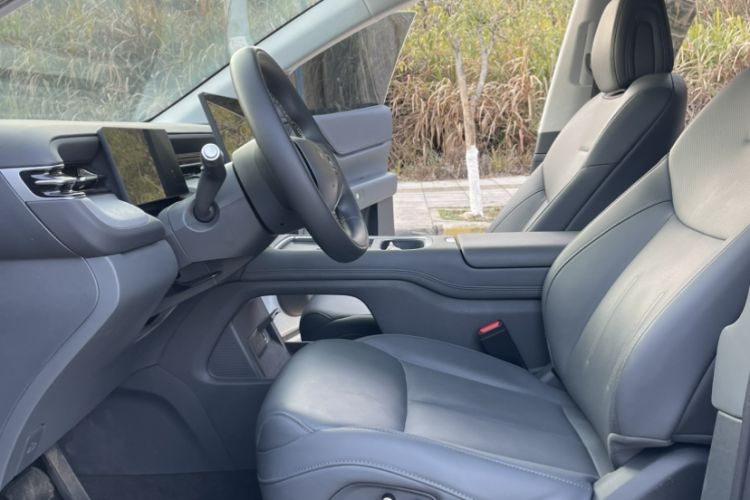 Used XPeng G6 2025 625 Long-Range Max Flagship Edition
