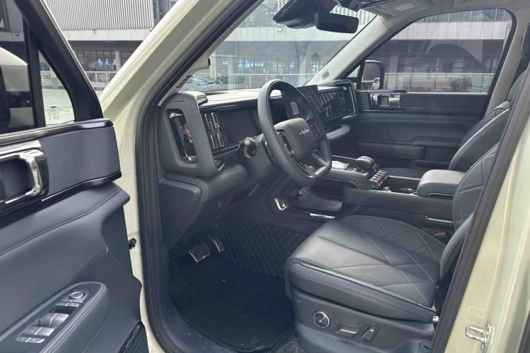 Used  Leopard 5 2025 TianShen Intelligent Driving Ultra Edition
