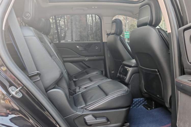 Used Lincoln Aviator 2020 3.0T V6 All-Wheel-Drive Luxury Edition
