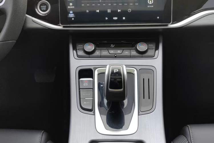 Used Geely Auto Emgrand X7 Sport 2021 1.8TD DCT Two-Wheel Drive Asian Games Comfort Edition
