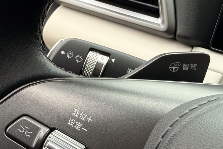 Used BYD Yuan UP 2025 Intelligent Driving Version 401 KM Dynamic Edition
