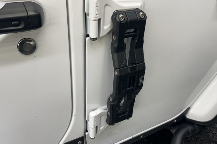 Used  Wrangler 2024 2.0T Sahara Four-Door Edition
