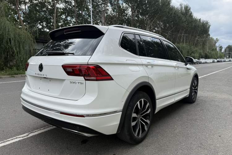 Used Volkswagen Tiguan L 2021 330TSI Automatic Two-Wheel Drive R-Line Enhanced Edition
