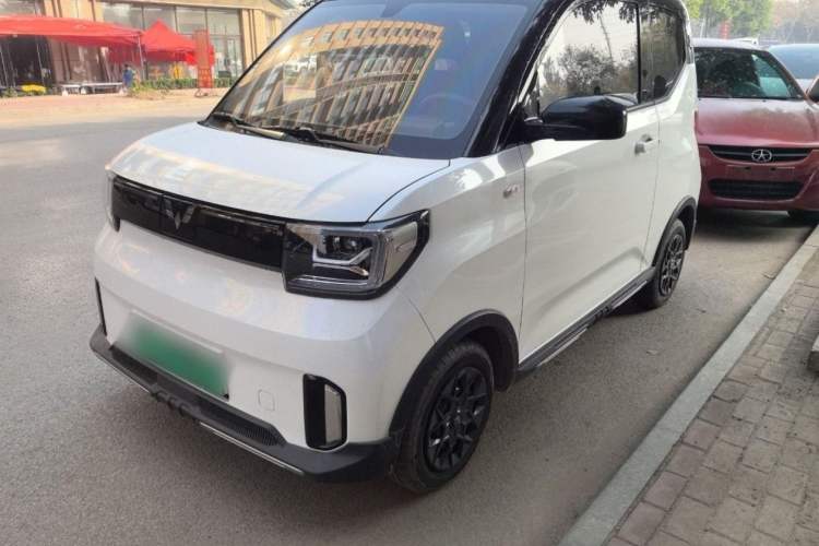Used Wuling Hongguang MINIEV 2022 GAMEBOY 200km Gaming Edition with Lithium Iron Phosphate
