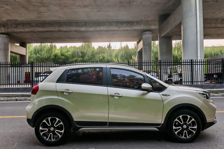 Used Geely Auto Vision X3 2017 1.5L Automatic Elite Model
