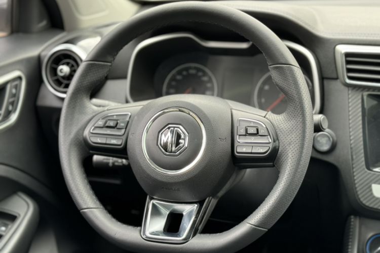 Used MG ZS 2018 1.5L Automatic Luxury Edition China V Standard
