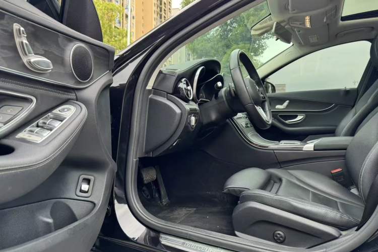 Used Mercedes-Benz C-Class 2019 C 180 L Fashion Edition Sport Version
