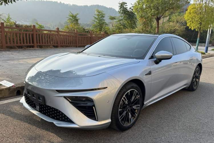 Used NETA S 2022 Extended-Range Version 1160 km Range Rear-Wheel-Drive Compact Edition