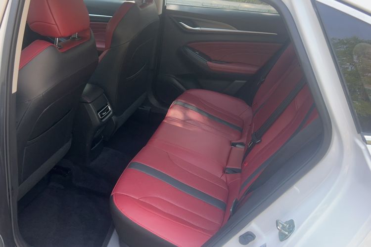 Used Changan Eado 2021 PLUS Blue Whale NE 1.4T GDI DCT Flagship Model
