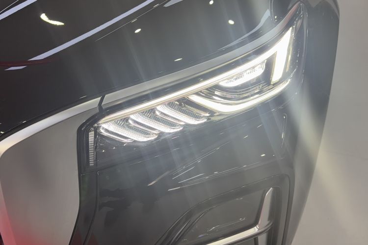 Used Hongqi HS5 2023 2.0T Qixiang Pro Edition
