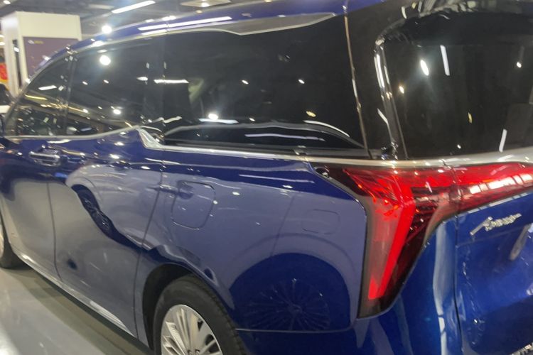 Used Buick Century 2023 2.0T Six-Seater Yinshi Edition
