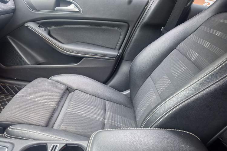 Used Mercedes-Benz A-Class 2018 A 200 Fashion Model
