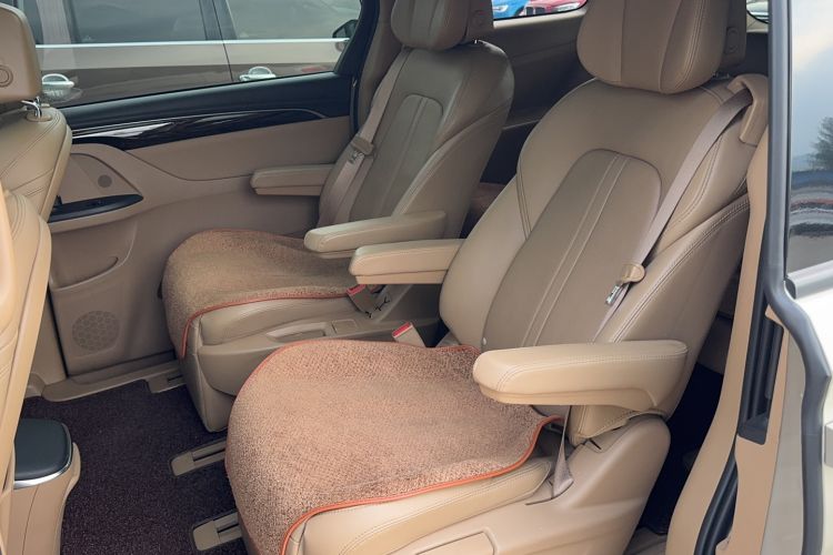 Used Buick GL8 2018 ES 28T Luxury Model China VI Standard
