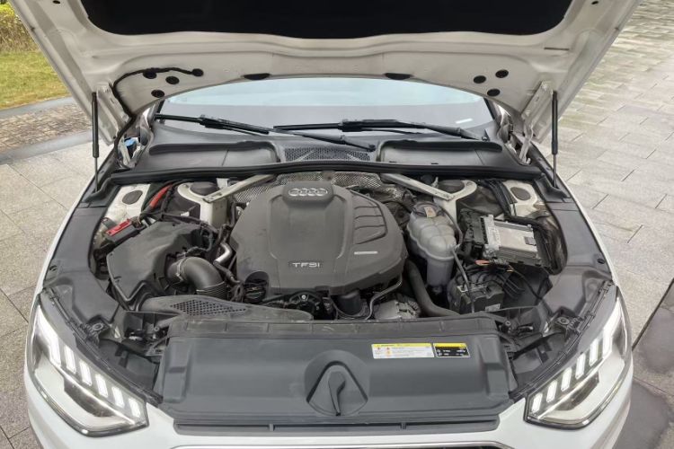 Used Audi A4L 2020 40 TFSI Luxury Dynamic Model
