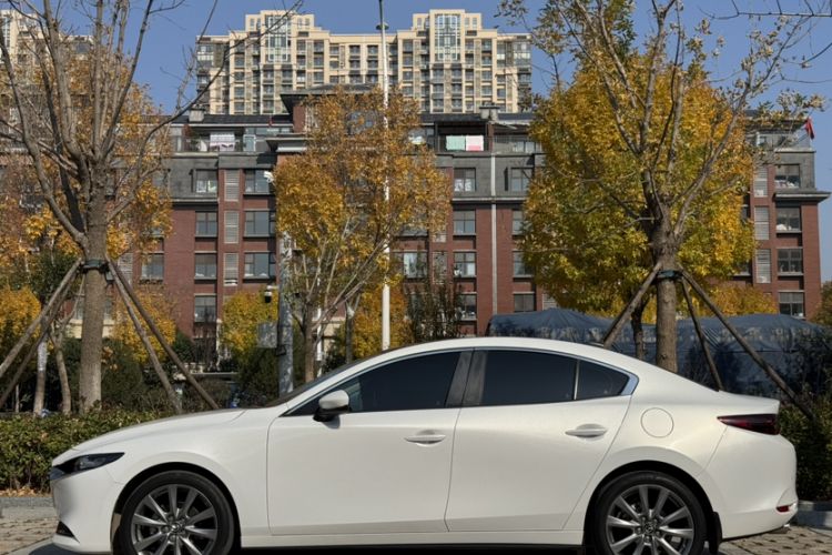 Used Mazda Mazda 3 Axela 2021 2.0L Automatic ZhiXuan Edition
