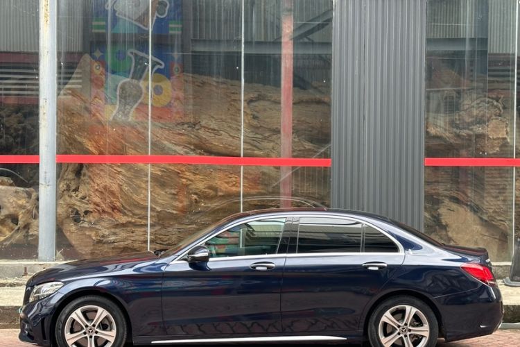 Used Mercedes-Benz C-Class 2019 Restyled C 260 L Sport Edition
