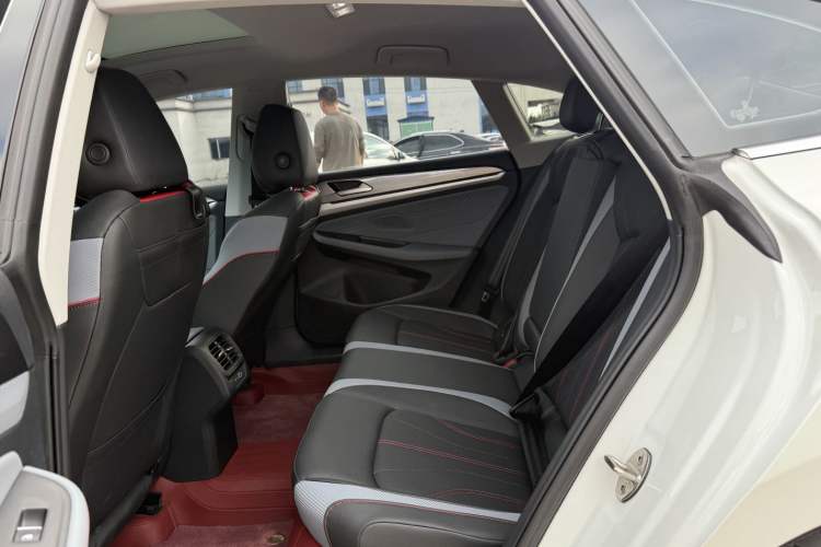 Used Volkswagen Lamando 2024 Lavida L 280TSI DSG Cool & Spicy Edition
