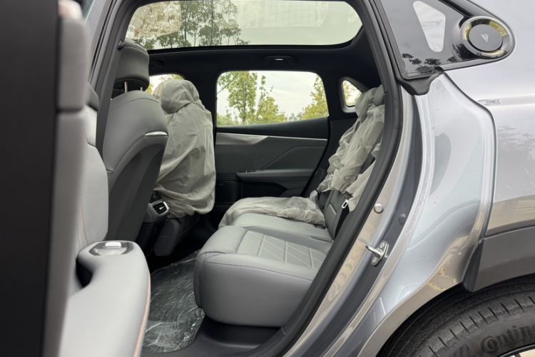 Used  S05 2024 200 Ultra Range-Extended Long-Range Version
