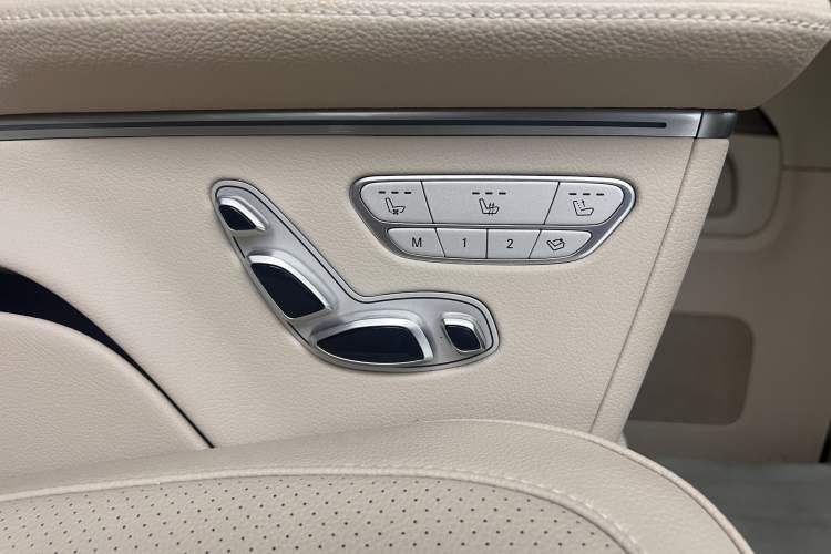 Used Mercedes-Benz V-Class 2021 V 260 Prestige Edition
