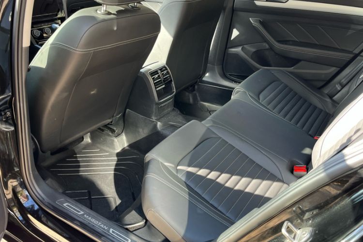 Used Volkswagen Magotan 2025 Zhongxiang Version 280TSI DSG Comfort Edition
