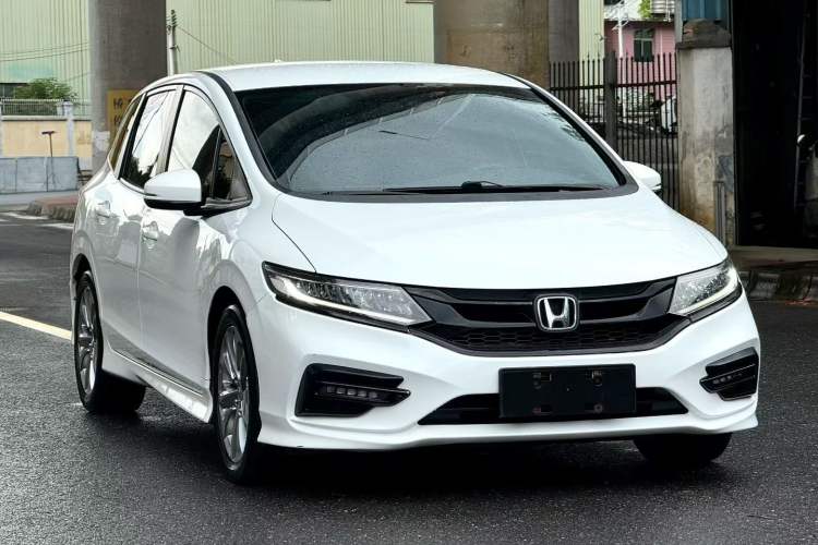 Used Honda Jade 2017 1.8L Automatic Classic Edition 5 seats
