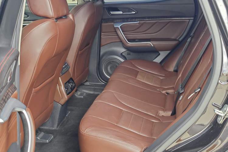 Used Wey VV5 2017 2.0T Flagship Edition
