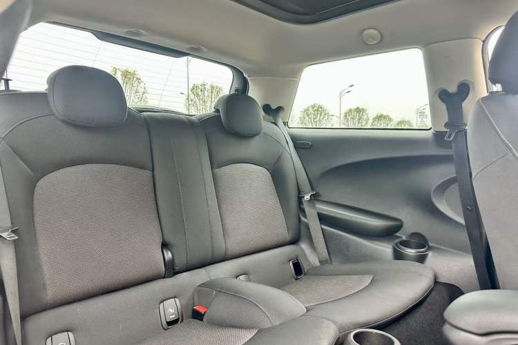 Used  MINI 2016 1.2T ONE Pioneer Edition
