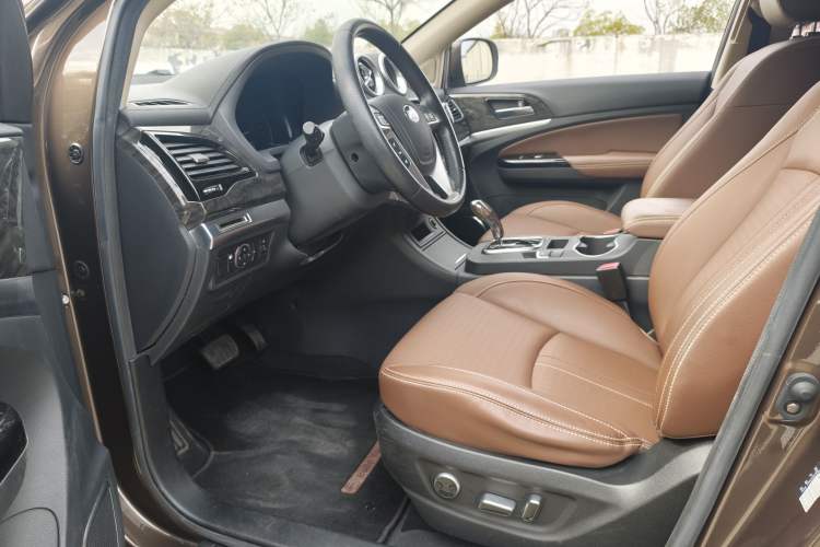 Used BYD S7 2017 2.0T Automatic Luxury Model
