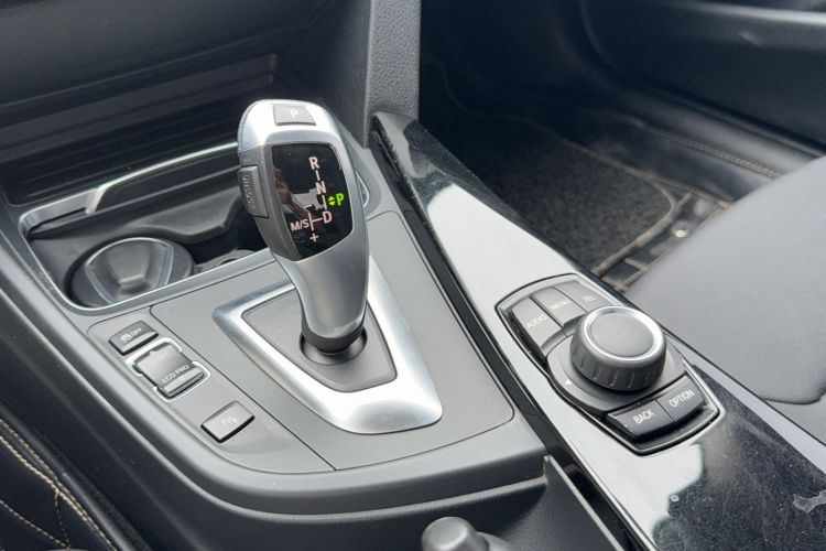 Used BMW 3 Series 2017 320Li Fashion Model
