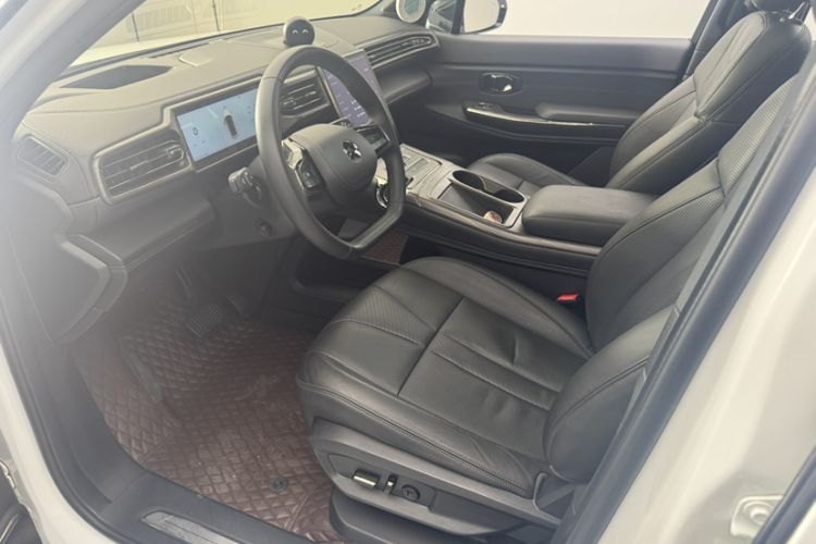 Used Nio ES8 2020 415 km Range 7-Seater Version
