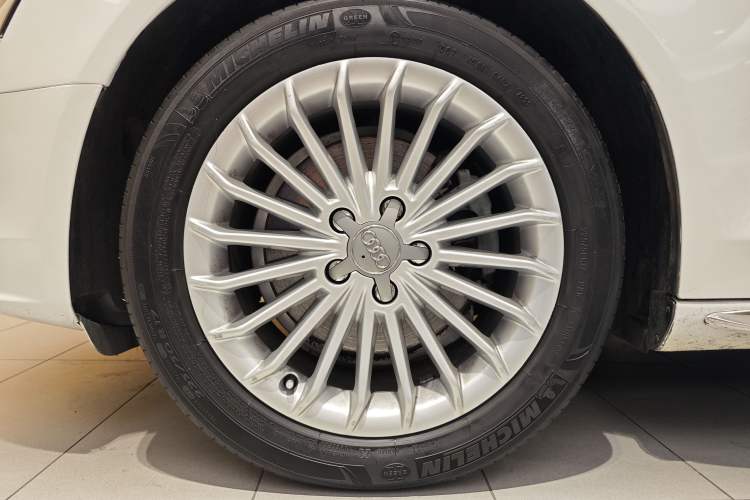 Used Audi A4L 2015 35 TFSI Automatic Comfort Model
